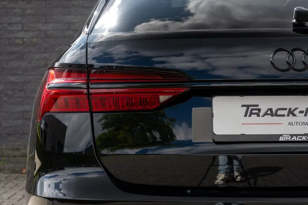 Audi A6 55 TFSI e quattro Competition Panoramadak uit 2020, foto 3