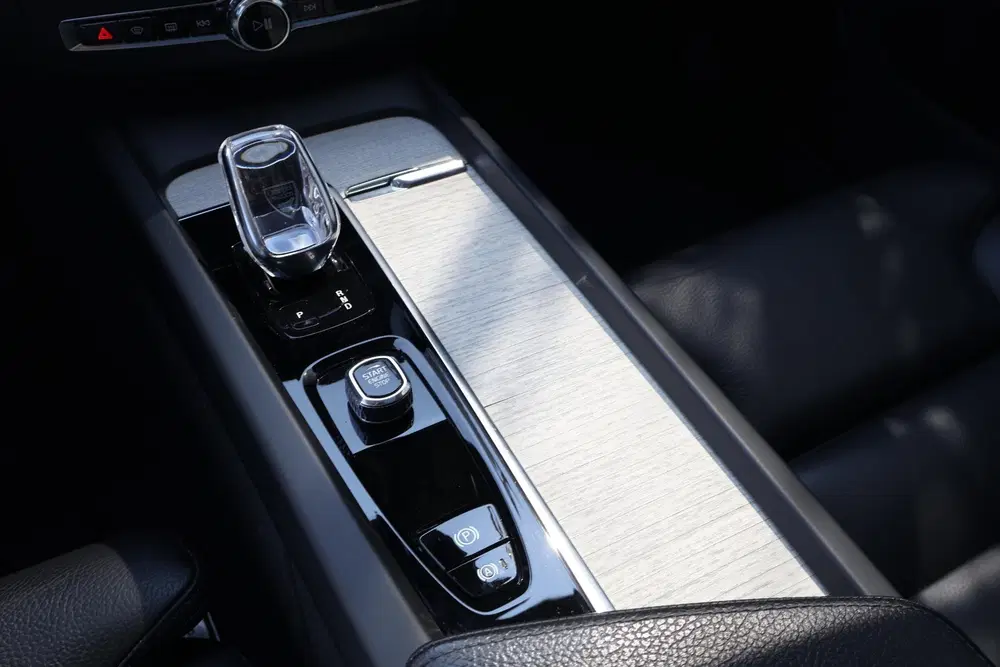 Volvo XC60 2.0 T6 Plug-in Hybrid AWD Ultimate Bright uit 2022, foto 13