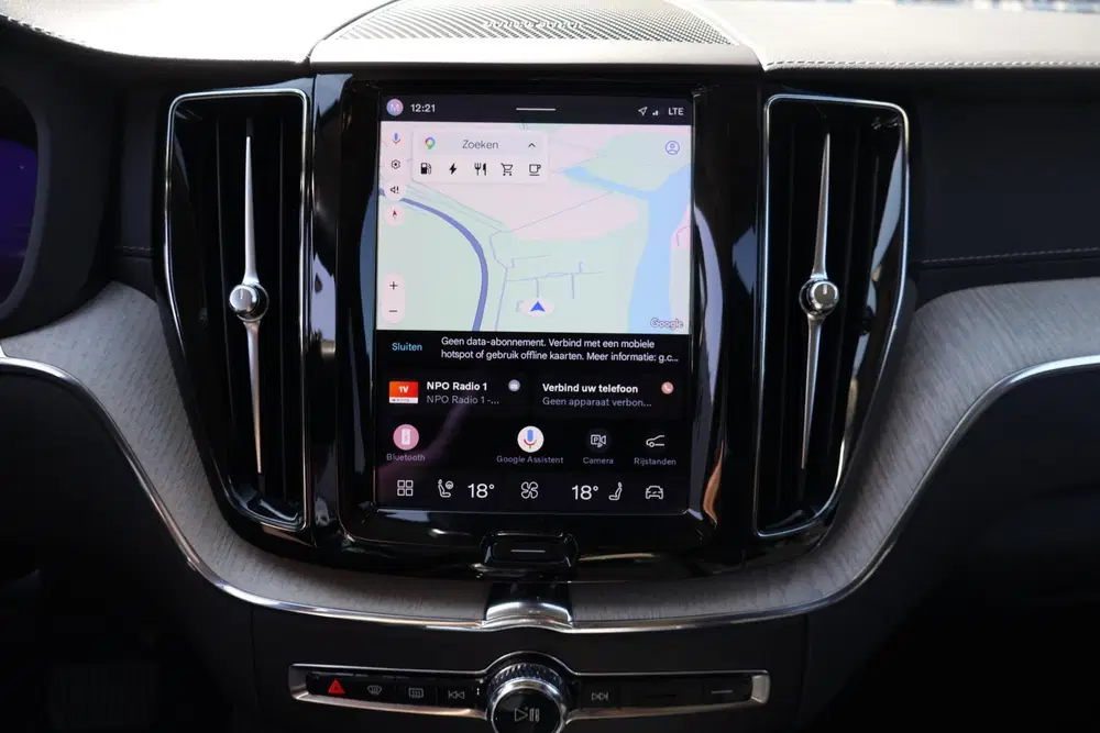 Volvo XC60 2.0 T6 Plug-in Hybrid AWD Ultimate Bright uit 2022, foto 15