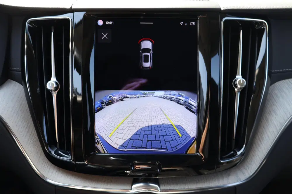 Volvo XC60 2.0 T6 Plug-in Hybrid AWD Ultimate Bright uit 2022, foto 18