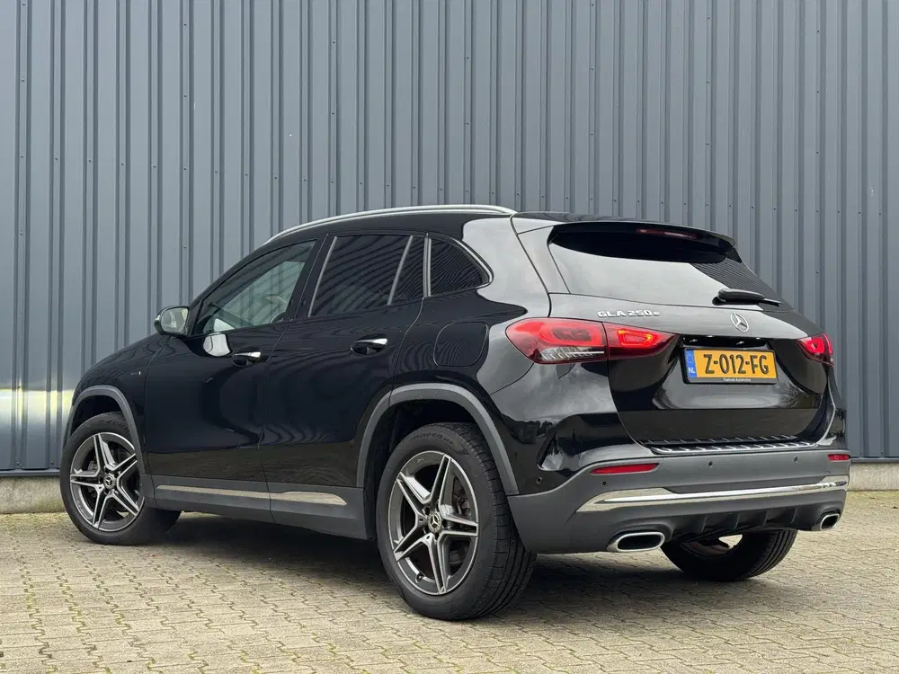 Mercedes-Benz GLA 250e AMG uit 2020, foto 19