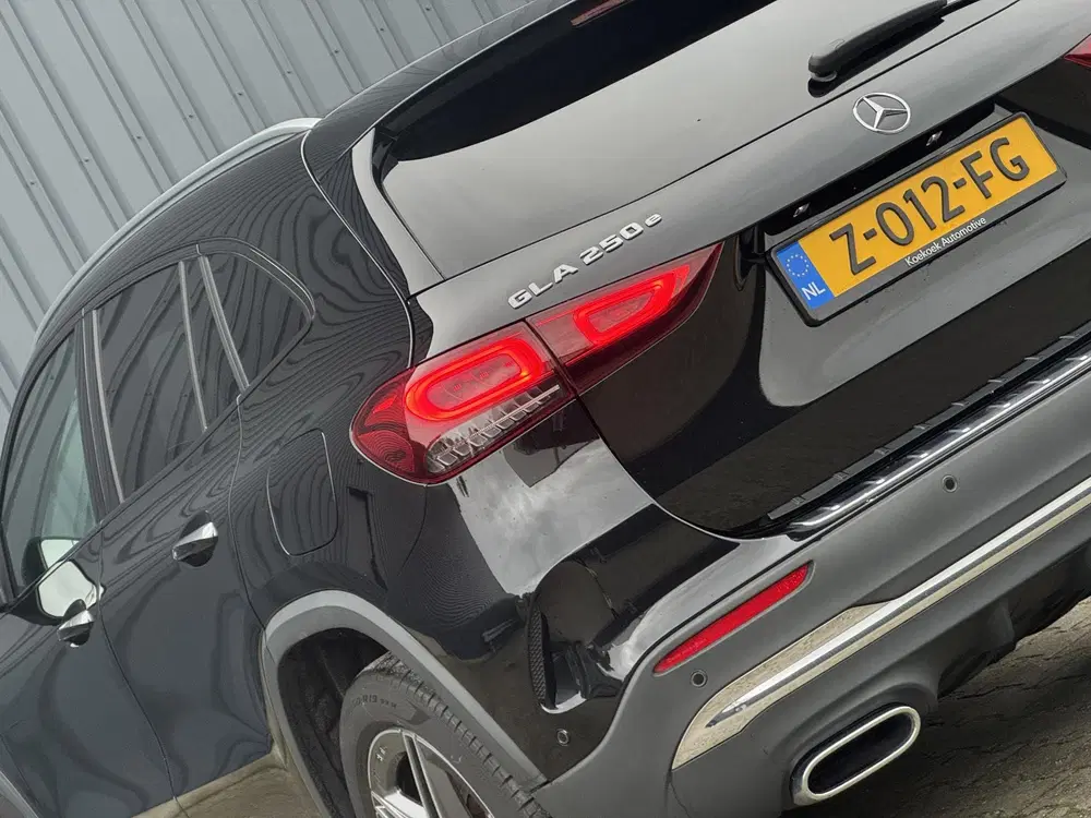 Mercedes-Benz GLA 250e AMG uit 2020, foto 9