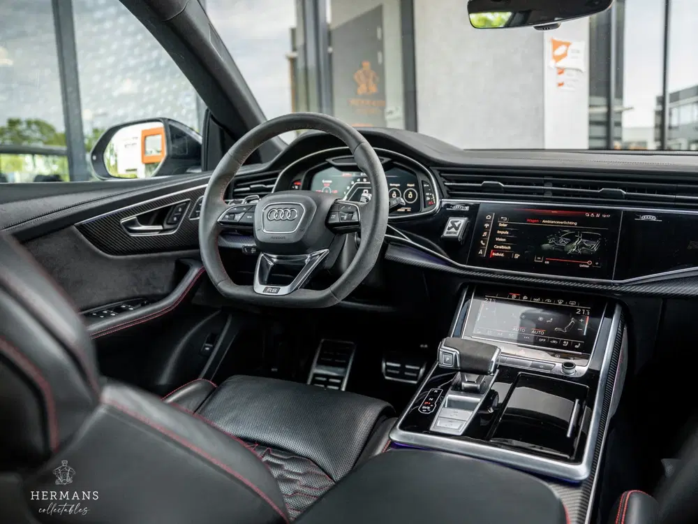 Audi RS Q8 4.0 TFSI quattro uit 2020, foto 17