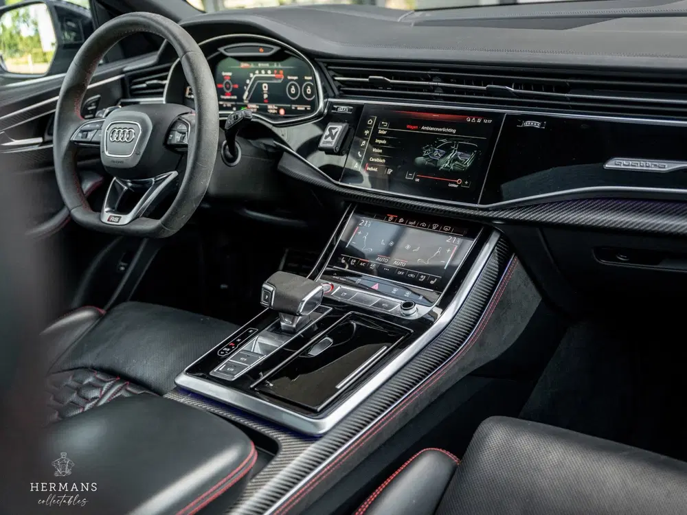 Audi RS Q8 4.0 TFSI quattro uit 2020, foto 18