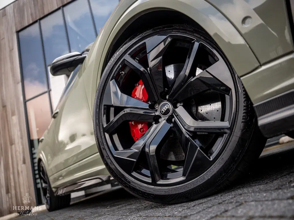 Audi RS Q8 4.0 TFSI quattro uit 2020, foto 3