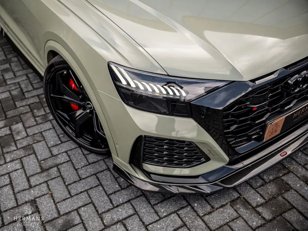 Audi RS Q8 4.0 TFSI quattro uit 2020, foto 4