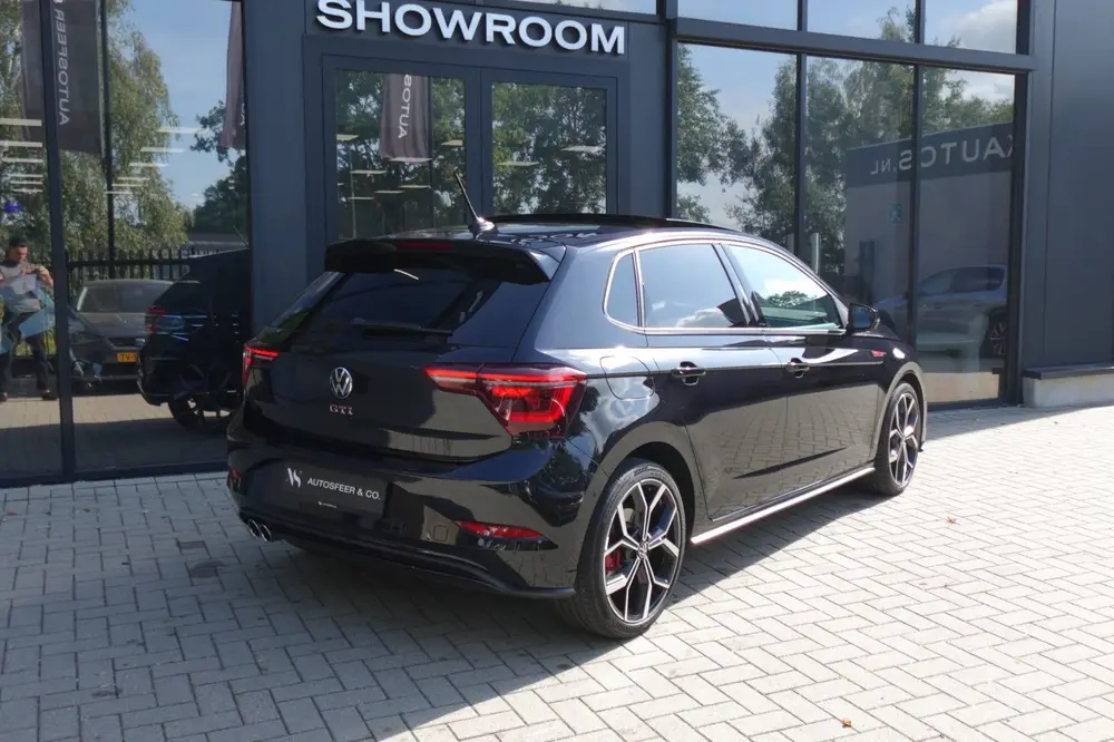 Volkswagen Polo 2.0 TSI GTI PANO KEYLESS BEATS uit 2022, foto 9