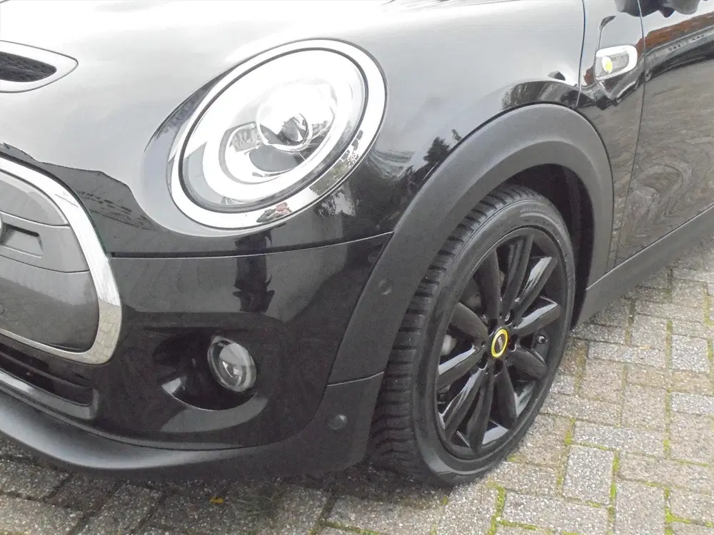 Mini Cooper S COOPER S ELECTRIC 32.6 kWh PANODAK uit 2020, foto 18