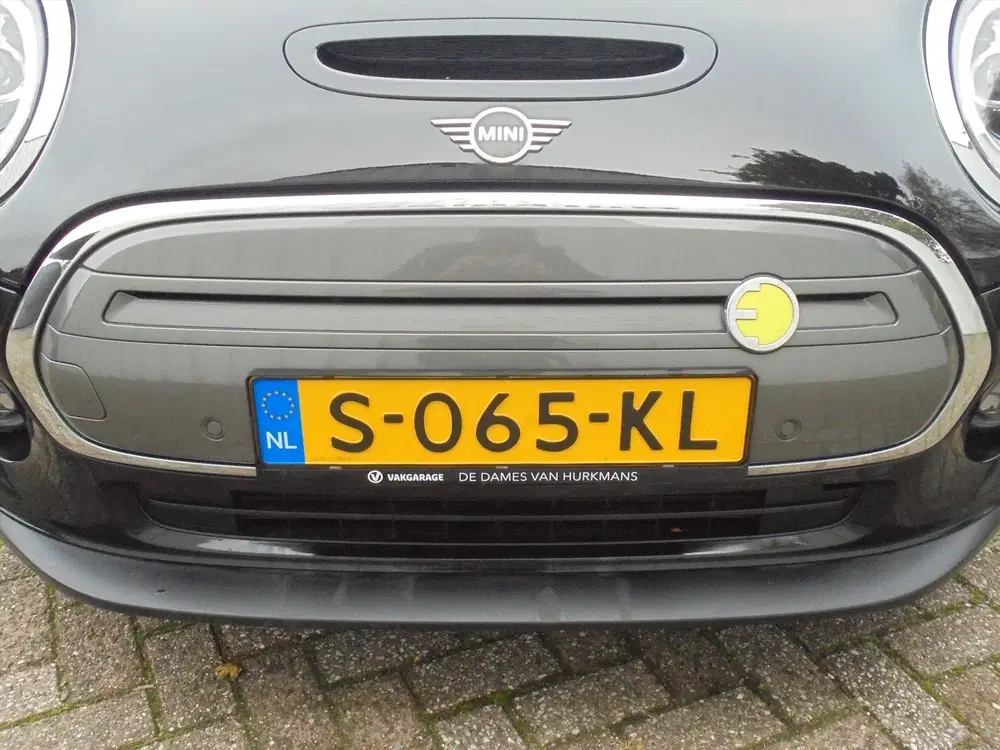 Mini Cooper S COOPER S ELECTRIC 32.6 kWh PANODAK uit 2020, foto 19