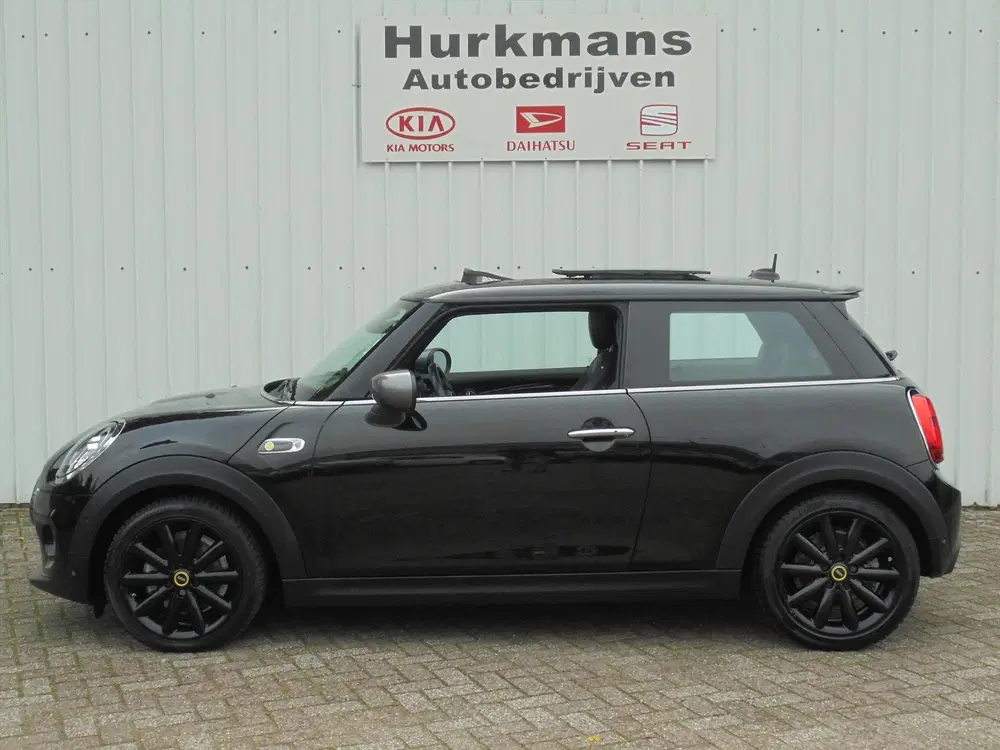 Mini Cooper S COOPER S ELECTRIC 32.6 kWh PANODAK uit 2020, foto 4