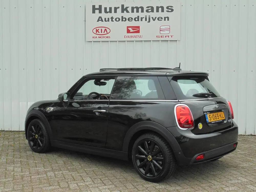 Mini Cooper S COOPER S ELECTRIC 32.6 kWh PANODAK uit 2020, foto 6