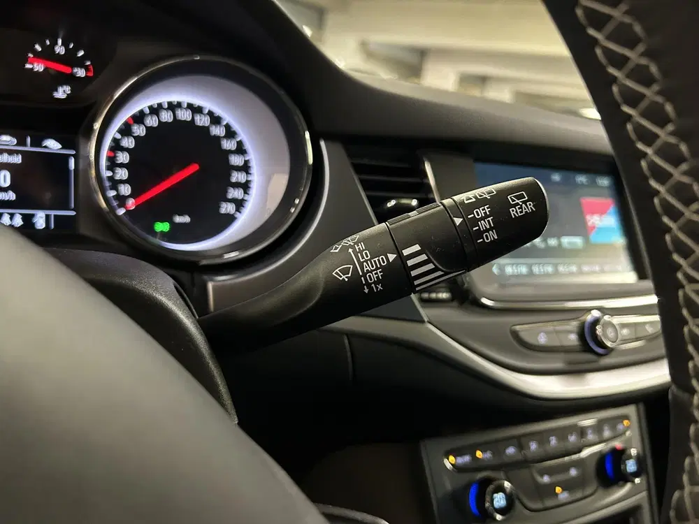 Opel Astra 1.0 Turbo 120 Jaar Edition uit 2019, foto 14