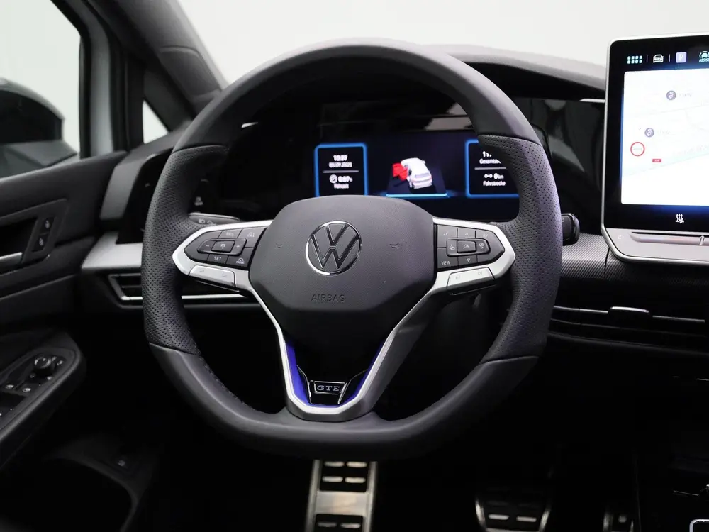 Volkswagen Golf 1.5 eHybrid GTE 272 PK | DEMO | PANORAMADAK uit 2024, foto 10