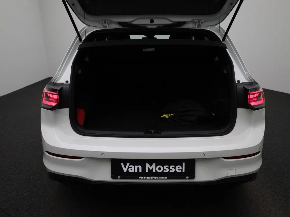 Volkswagen Golf 1.5 eHybrid GTE 272 PK | DEMO | PANORAMADAK uit 2024, foto 13