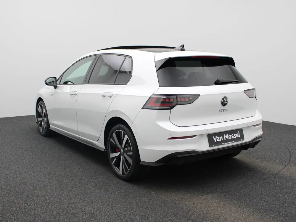 Volkswagen Golf 1.5 eHybrid GTE 272 PK | DEMO | PANORAMADAK uit 2024, foto 2