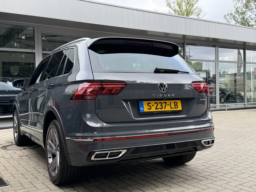 Volkswagen Tiguan 1.4 TSI eHybrid *!* 2x R-LINE *!* PANODAK/ uit 2023, foto 11