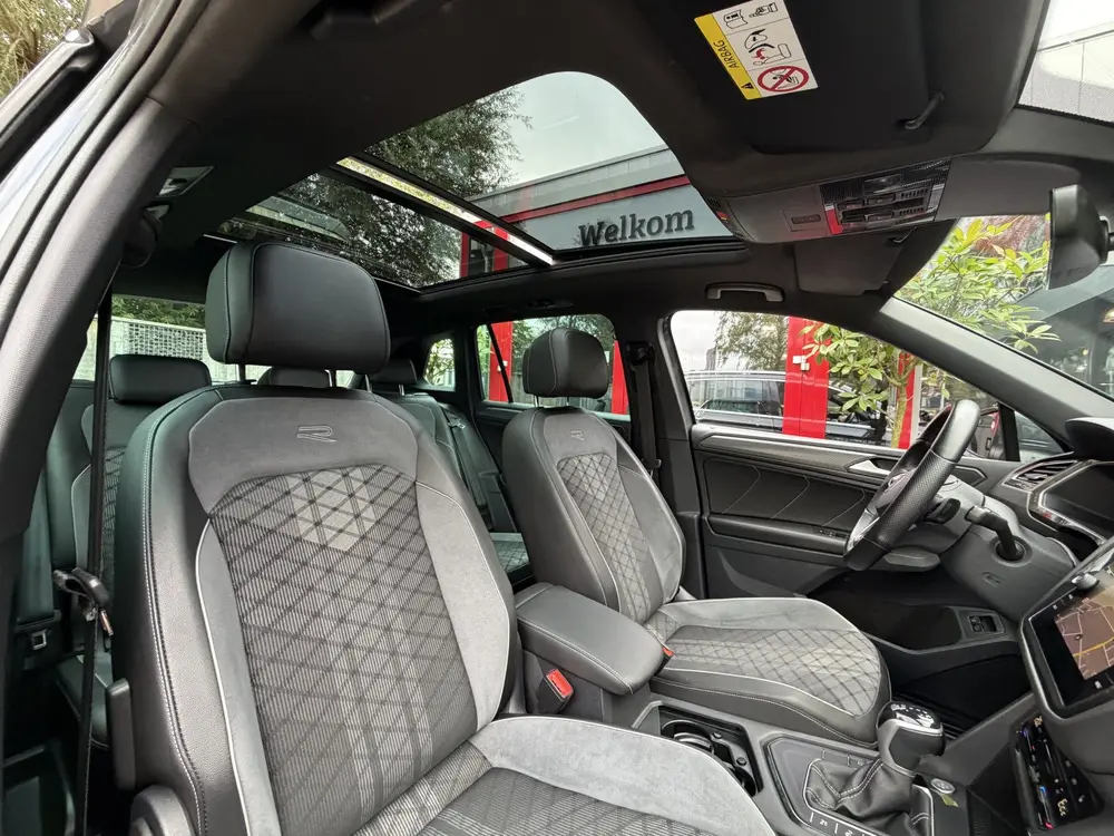Volkswagen Tiguan 1.4 TSI eHybrid *!* 2x R-LINE *!* PANODAK/ uit 2023, foto 4