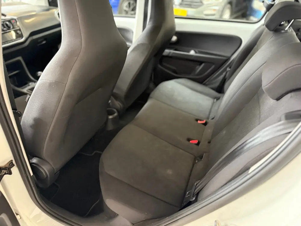 Volkswagen Up! 1.0 BMT move up! uit 2020, foto 8
