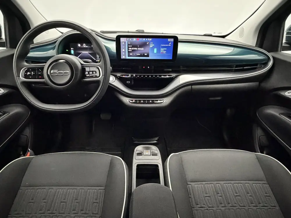 Fiat 500 3+1 Urban 24 kWh 3-Fase SOH 94 uit 2024, foto 2