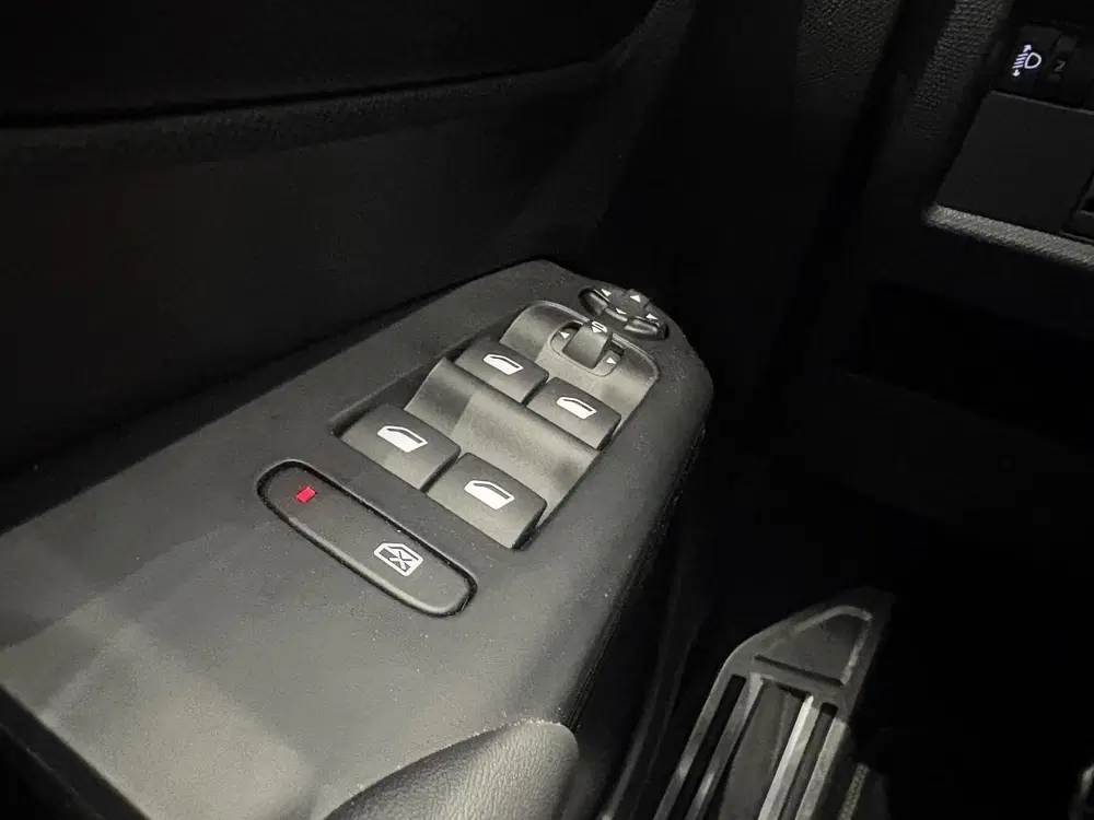 Citroën C5 Aircross Citroen C5 Aircross 1.6 Plug-in Hybrid 225 uit 2023, foto 13
