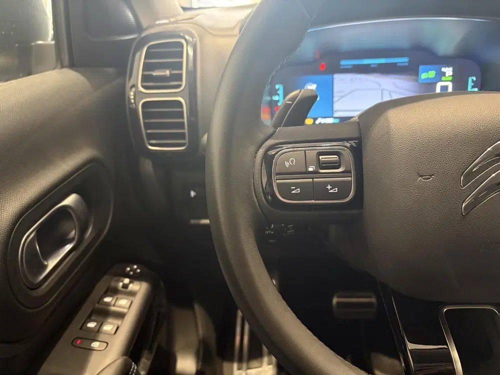 Citroën C5 Aircross Citroen C5 Aircross 1.6 Plug-in Hybrid 225 uit 2023, foto 16