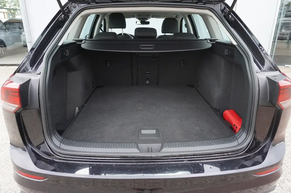 Volkswagen Golf Variant 1.0 TSI 110pk Life | Navigatie | Ach uit 2022, foto 17