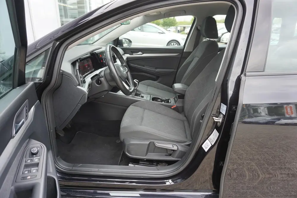 Volkswagen Golf Variant 1.0 TSI 110pk Life | Navigatie | Ach uit 2022, foto 19