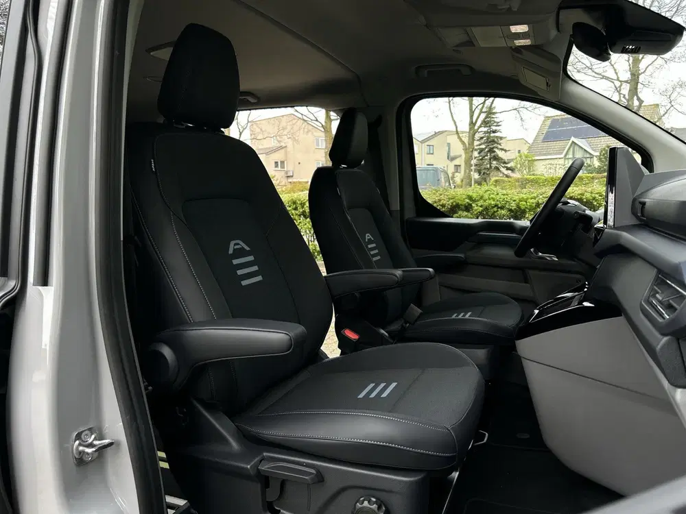 Ford Tourneo Custom 340 L2H1 Active 65 kWh 218PK uit 2026, foto 9