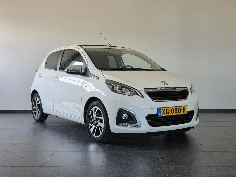 Peugeot 108 1.0 e-VTi Allure TOP uit 2019, foto 3