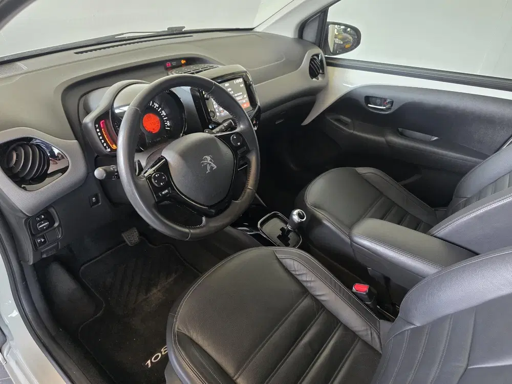 Peugeot 108 1.0 e-VTi Allure TOP uit 2019, foto 4