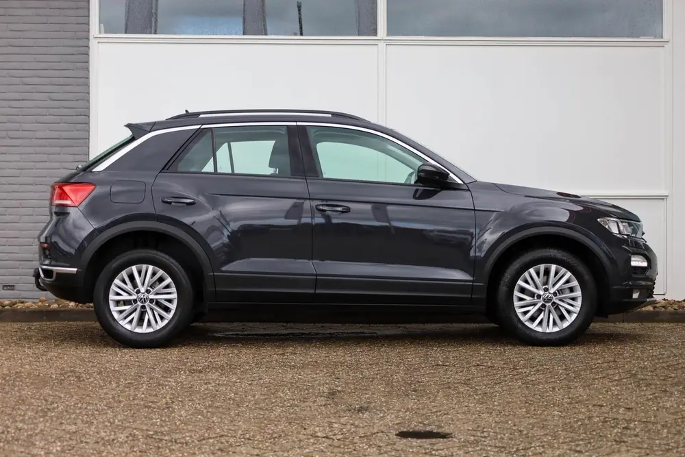 Volkswagen T-Roc 1.0 TSI 110pk Style | Trekhaak | Parkeersen uit 2021, foto 3