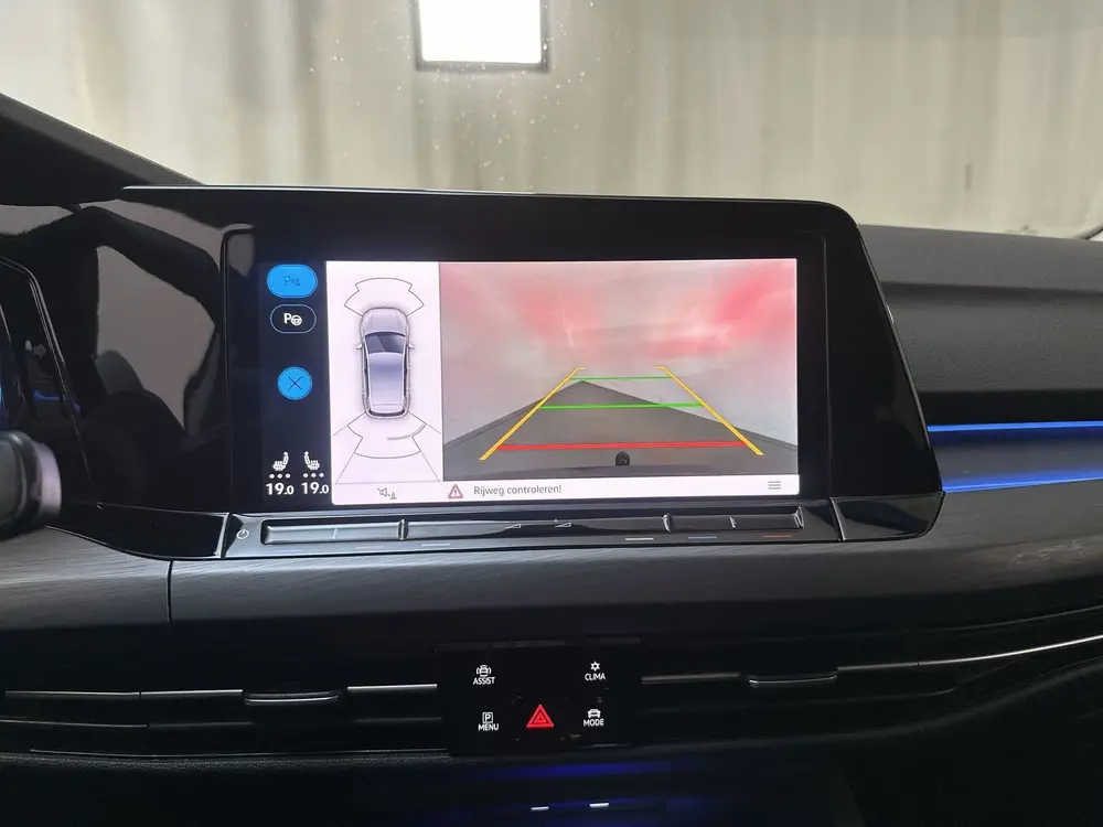 Volkswagen Golf 1.4 eHybrid 204pk Style Camera Stoelverwarmi uit 2021, foto 17