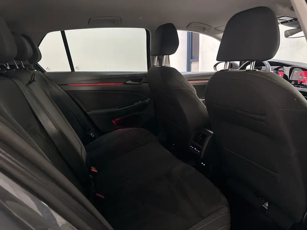 Volkswagen Golf 1.4 eHybrid 204pk Style Camera Stoelverwarmi uit 2021, foto 9