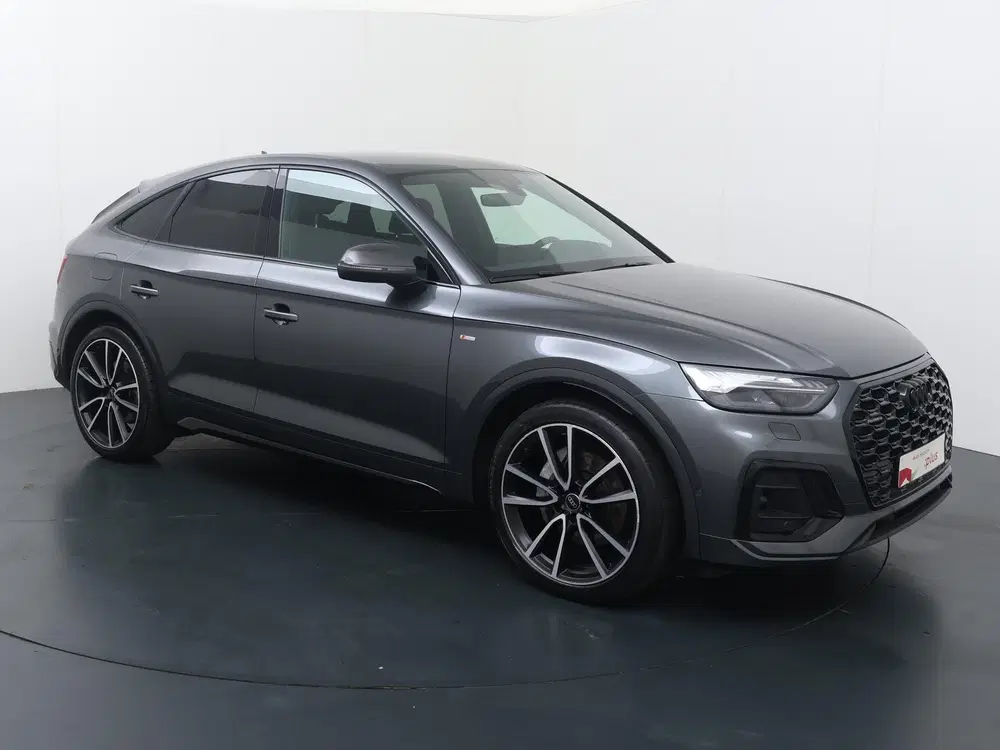 Audi Q5 50 TFSI e S edition Competition uit 2023, foto 3