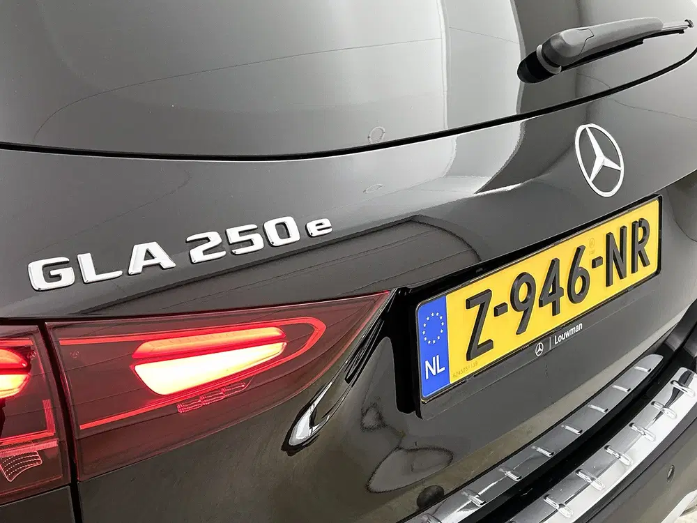 Mercedes-Benz GLA 250 e Star Edition Luxury Line uit 2024, foto 20
