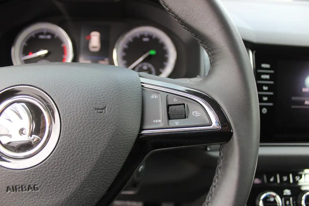 Skoda Kodiaq 1.5 TSI Business Edition Plus Grijs Kentek uit 2019, foto 15