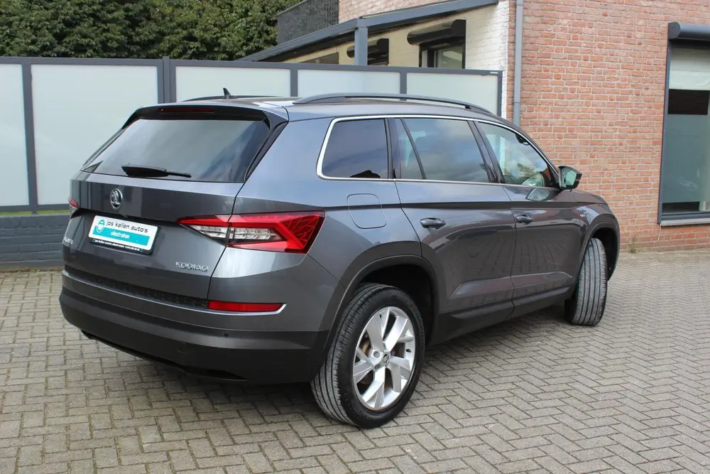 Skoda Kodiaq 1.5 TSI Business Edition Plus Grijs Kentek uit 2019, foto 4