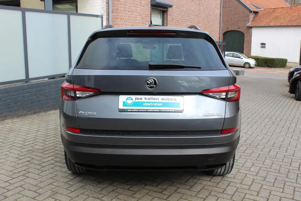 Skoda Kodiaq 1.5 TSI Business Edition Plus Grijs Kentek uit 2019, foto 5