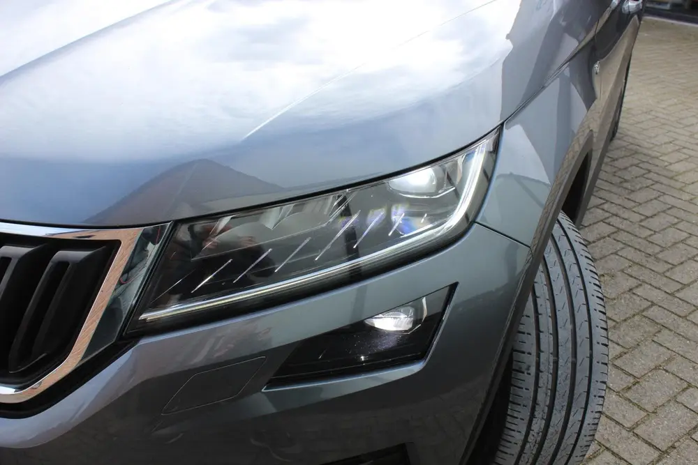 Skoda Kodiaq 1.5 TSI Business Edition Plus Grijs Kentek uit 2019, foto 8