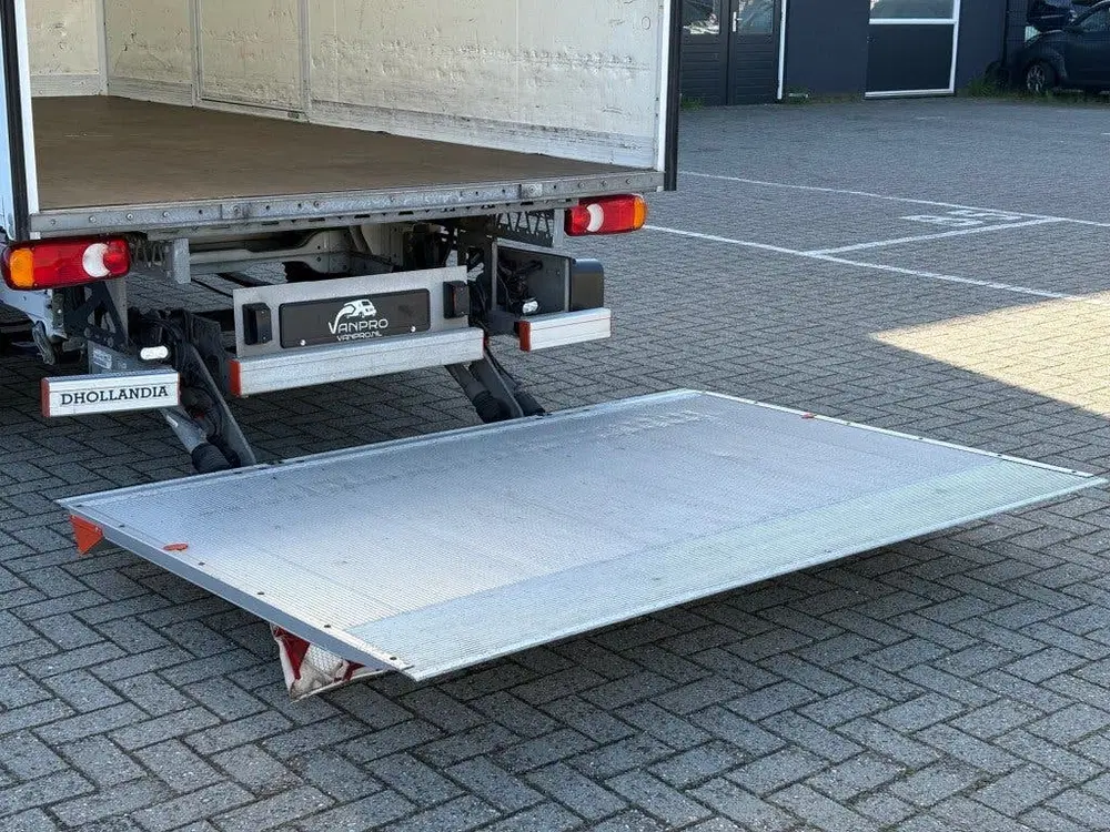 Peugeot Boxer 2.2 HDI 140PK Bakwagen Laadklep uit 2024, foto 2