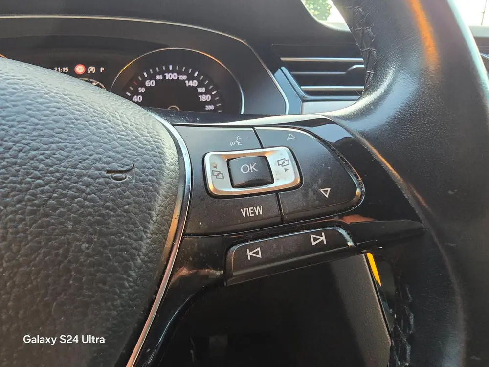 Volkswagen Passat Variant 2.0 TDI Highline Business R / Aut uit 2019, foto 15