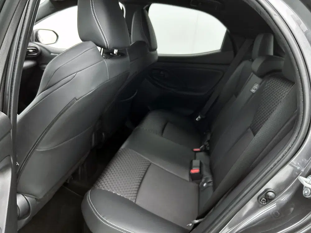 Toyota Yaris 1.5 Hybrid 130 Executive uit 2024, foto 19