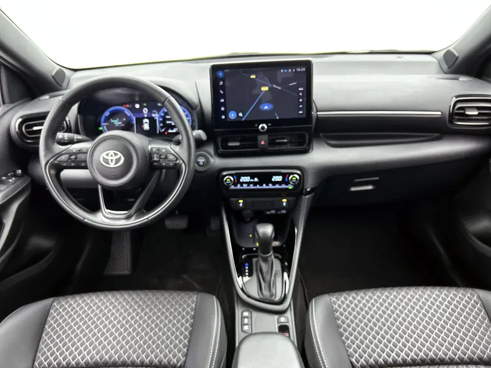 Toyota Yaris 1.5 Hybrid 130 Executive uit 2024, foto 4