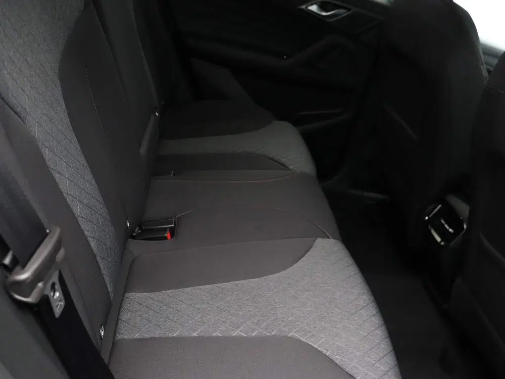 MG HS 1.5 PHEV Aut Comfort Airconditioning uit 2026, foto 13