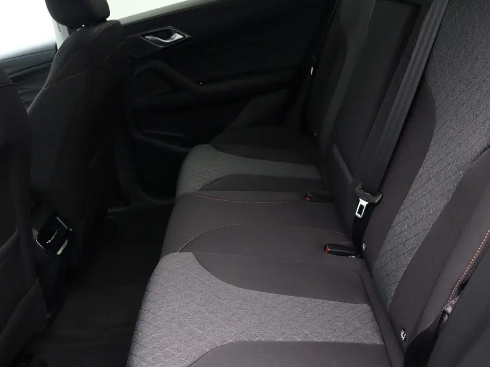 MG HS 1.5 PHEV Aut Comfort Airconditioning uit 2026, foto 17