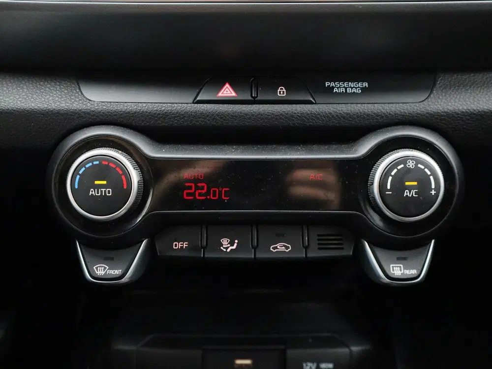 Kia Stonic 1.0 T-GDi MHEV DynamicLine uit 2021, foto 17