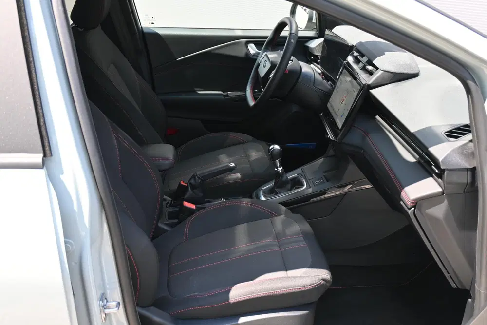 Ford Puma 1.0 EcoBoost Hybrid ST-Line uit 2026, foto 11