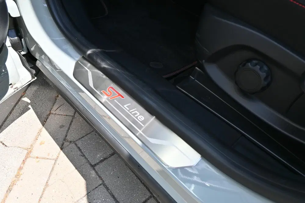 Ford Puma 1.0 EcoBoost Hybrid ST-Line uit 2026, foto 12