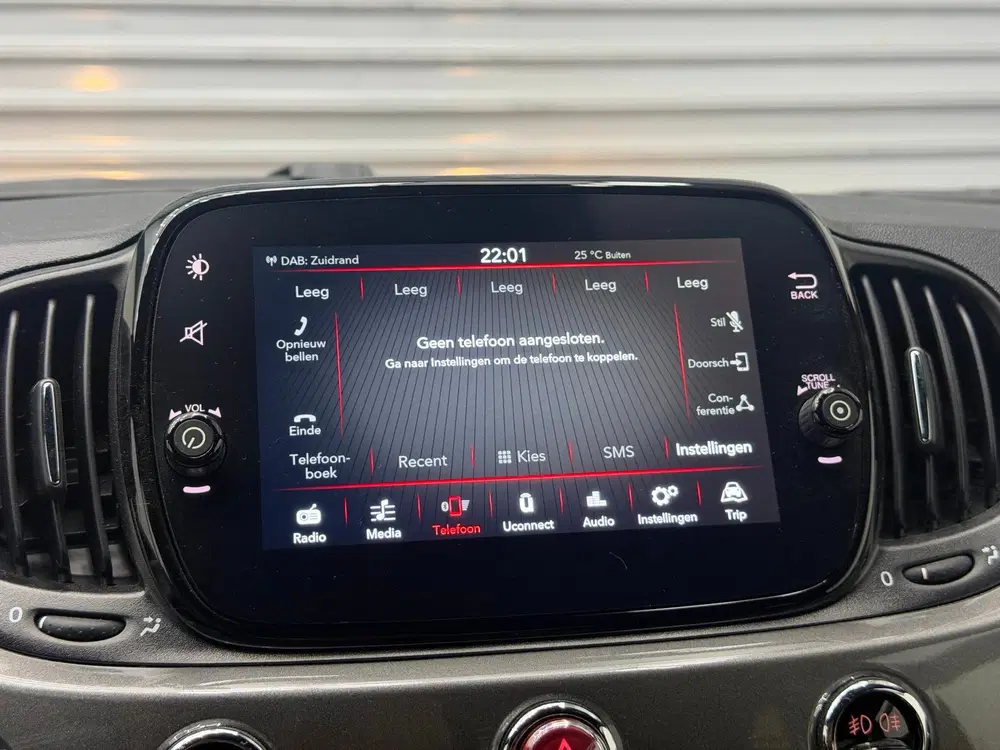 Fiat 500 1.0 Hybrid uit 2023, foto 20