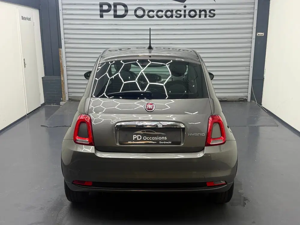 Fiat 500 1.0 Hybrid uit 2023, foto 4